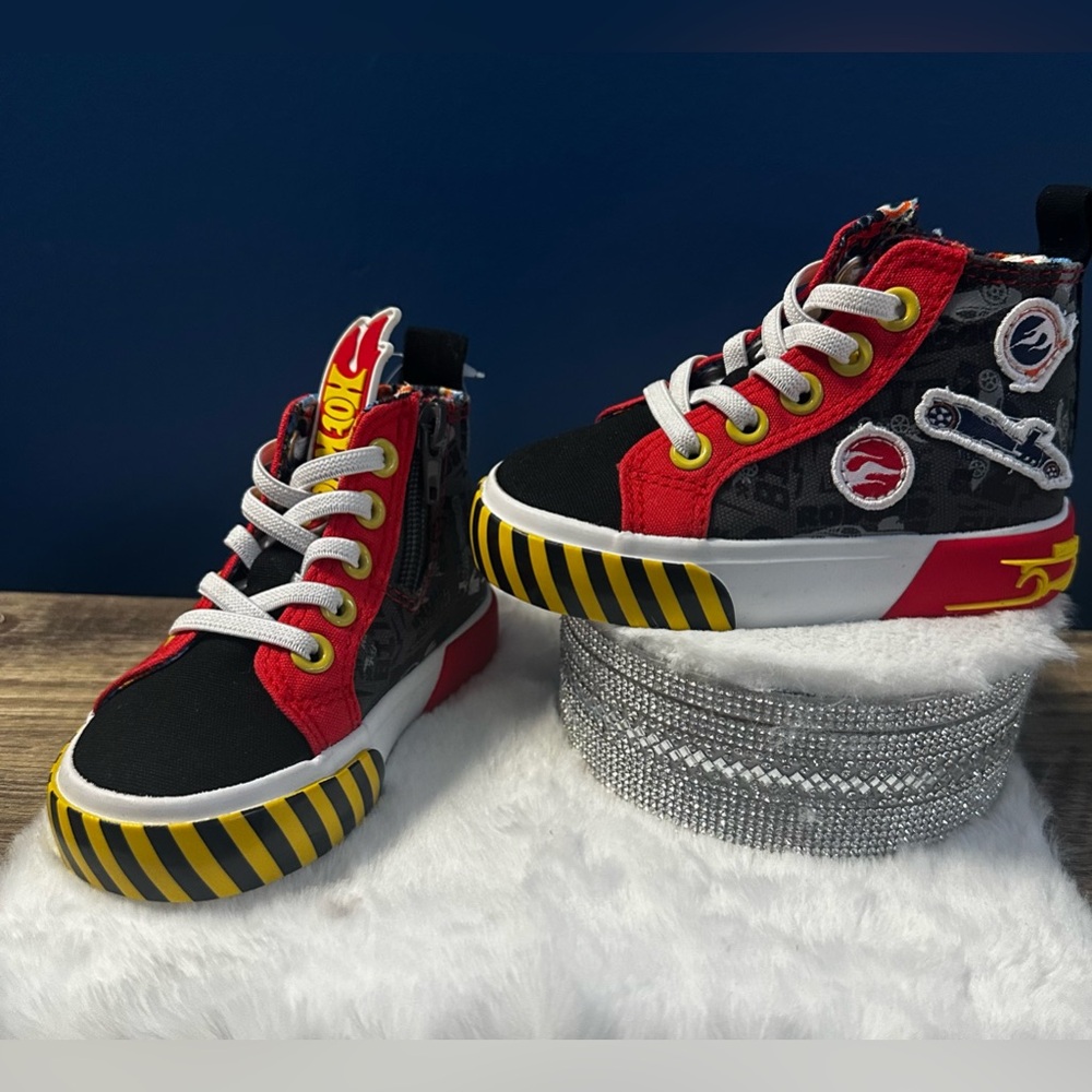 Hot wheels kid shoes